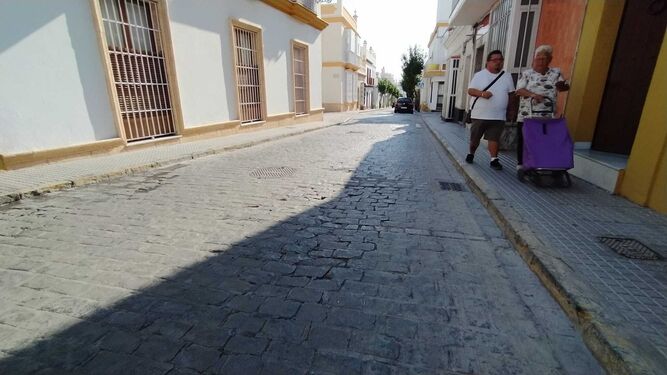 Calle Mariana de Pineda, que va a ser objeto de una profunda remodelación.