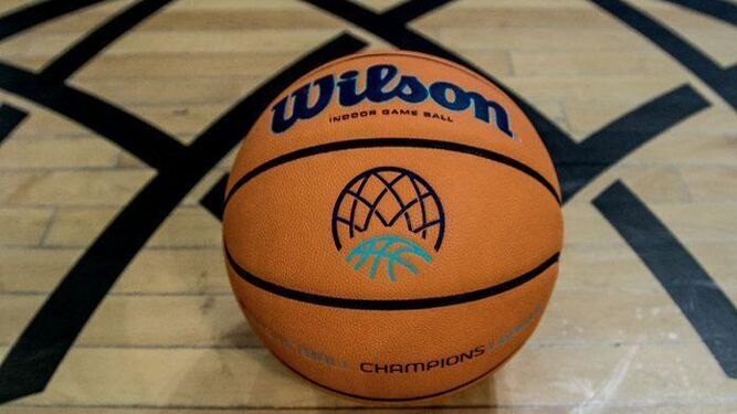 El balón con el que se jugará en la Basketball Champions League.