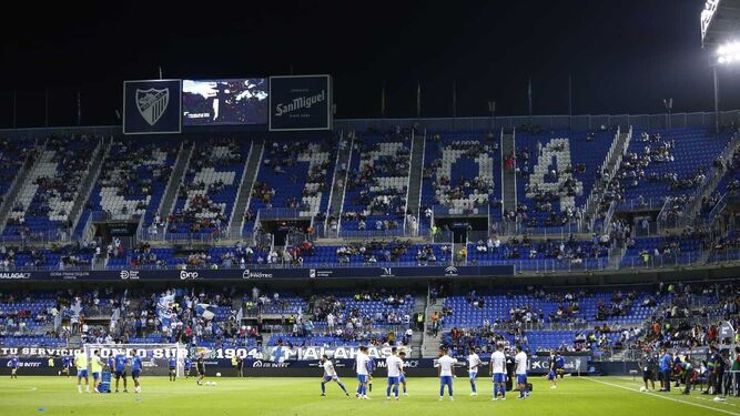 Una perspectiva de La Rosaleda antes del Málaga CF - Zaragoza