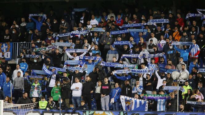 La afición, durante el Málaga-Real Sociedad B