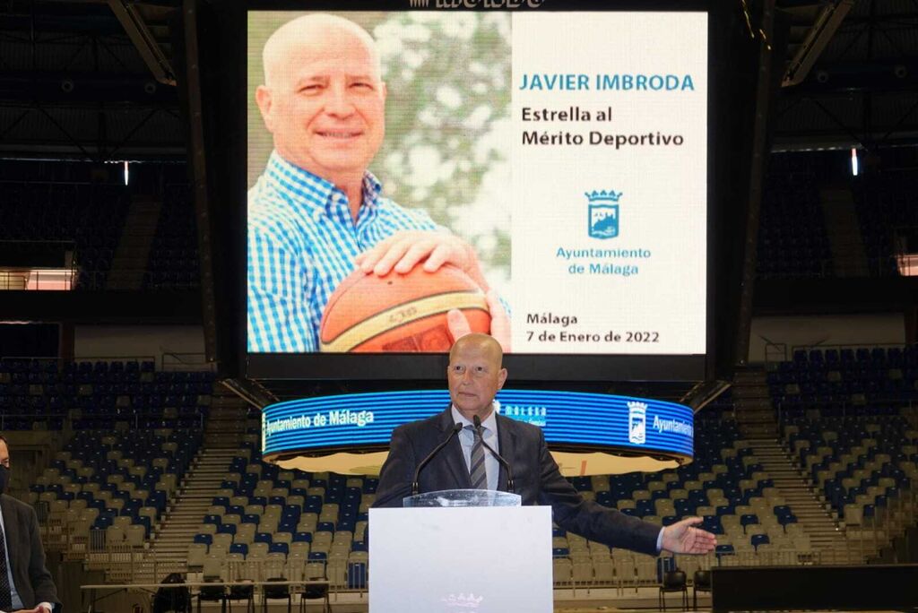 Las fotos del homenaje a Javier Imbroda