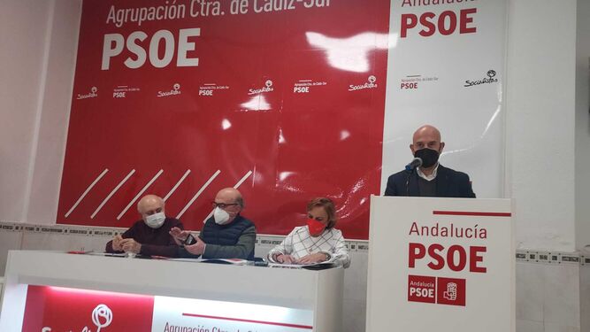Javier Salas, reelegido secretario de la agrupación socialista de Carretera de Cádiz
