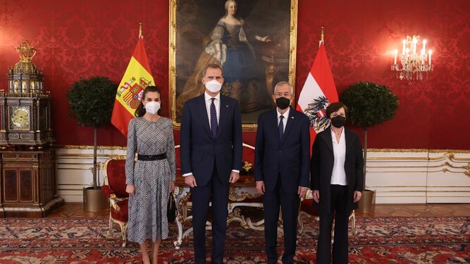 Los Reyes, con el presidente federal de Austria y su esposa.