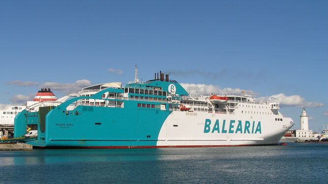 Ferry 'Bahama Mama' que cubre en la actualidad la ruta de Baleària entre Málaga y Melilla.