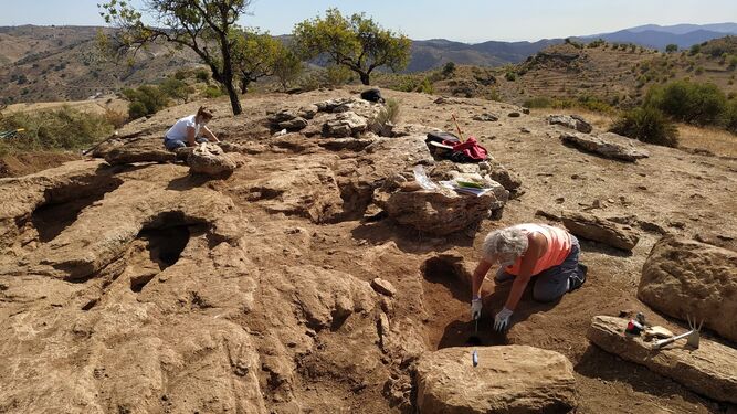 Excavación arqueológica en Castillejo de Quintana.