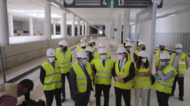 Visita de las autoridades a la nueva estación AVE de Antequera el pasado verano.