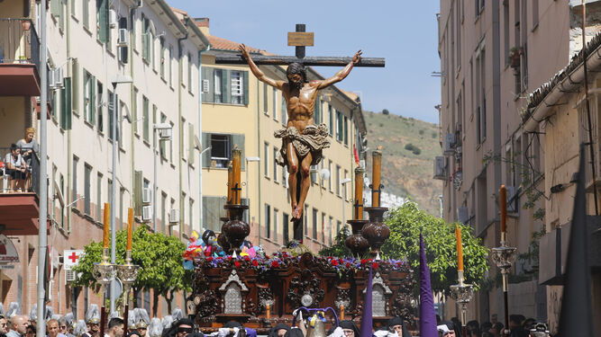 El Santísimo Cristo de la Crucifixión en el recorrido de ida a la Catedral.