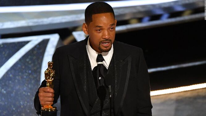 Will Smith, llorando al recoger su Oscar tras la agresión en la útima edición de los premios.