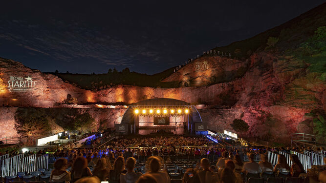 El festival Starlite se celebra en la cantera de Nagüeles, en Marbella.
