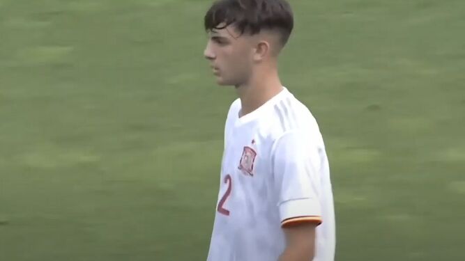 Samuel Román con el 22 de la sub 16 de España.