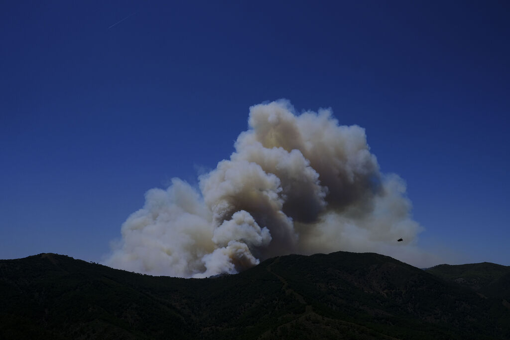 Las fotos del tercer d&iacute;a del incendio en Sierra Bermeja