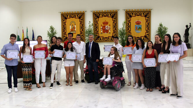 La entrega de los los 'IX Premios a la excelencia educativa', en Estepona.