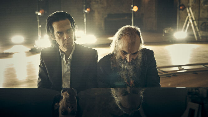 Nick Cave y Warren Ellis en una imagen del documental.