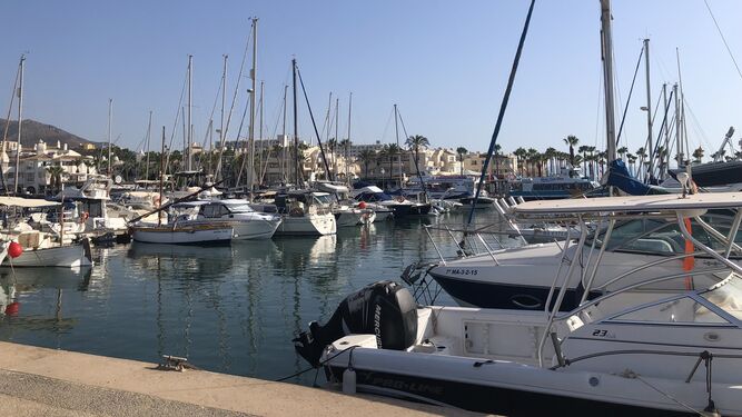 Barcos atracados en Puerto Marina, en una imagen reciente.