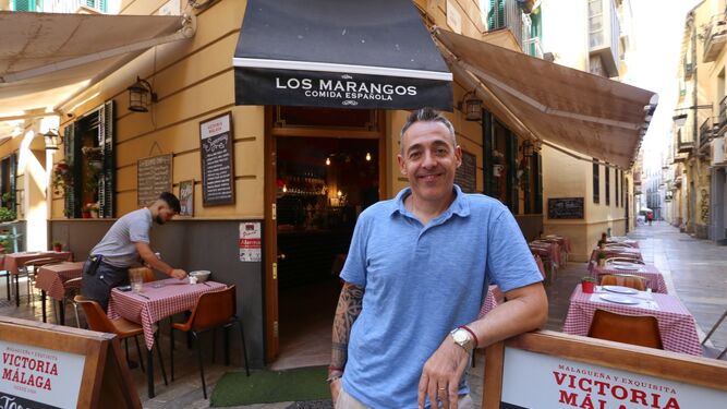 Maxi Marangós delante de su primer restaurante 'Los Marangos'