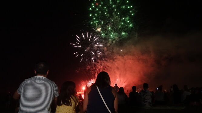 Dónde ver el los fuegos artificiales de la Feria de Málaga: en vivo, por TV y online