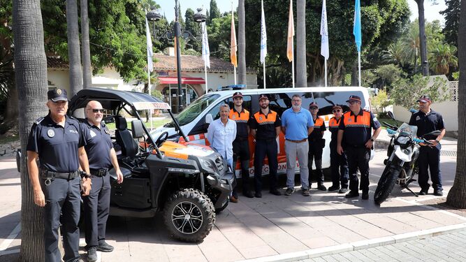 La presentación de los nuevos vehículos de Protección Civil, en Marbella.