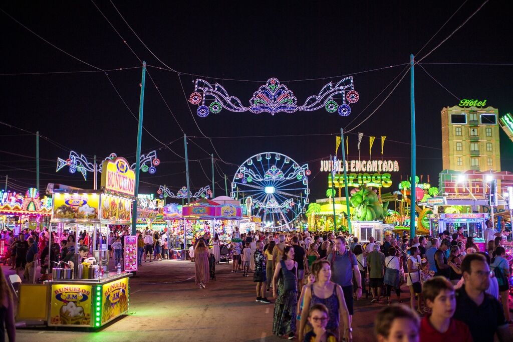 Las noches iluminadas en el Real de la Feria de M&aacute;laga (fotos)