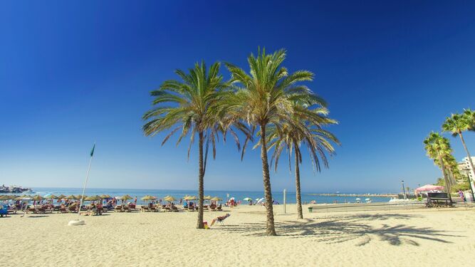 La playa de La Bajadilla, en Marbella.