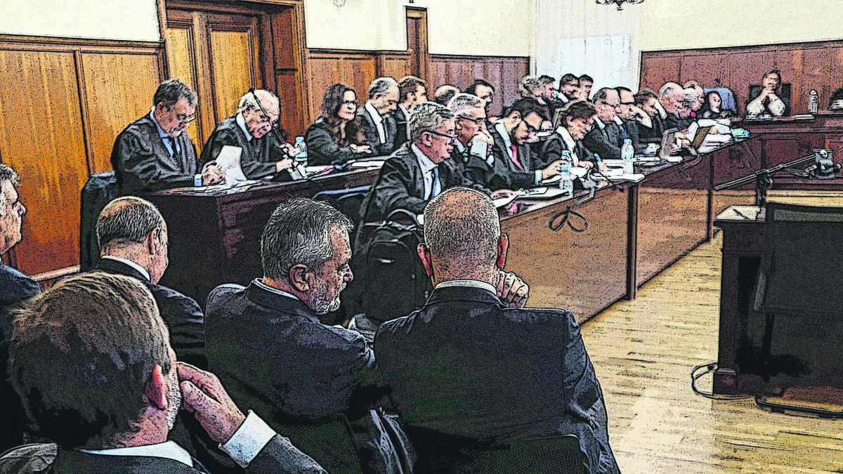 Los ex presidentes Griñán y Chaves, en el juicio de los ERE.