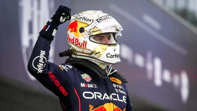 'Mad Max' Verstappen festeja su segundo título mundial.