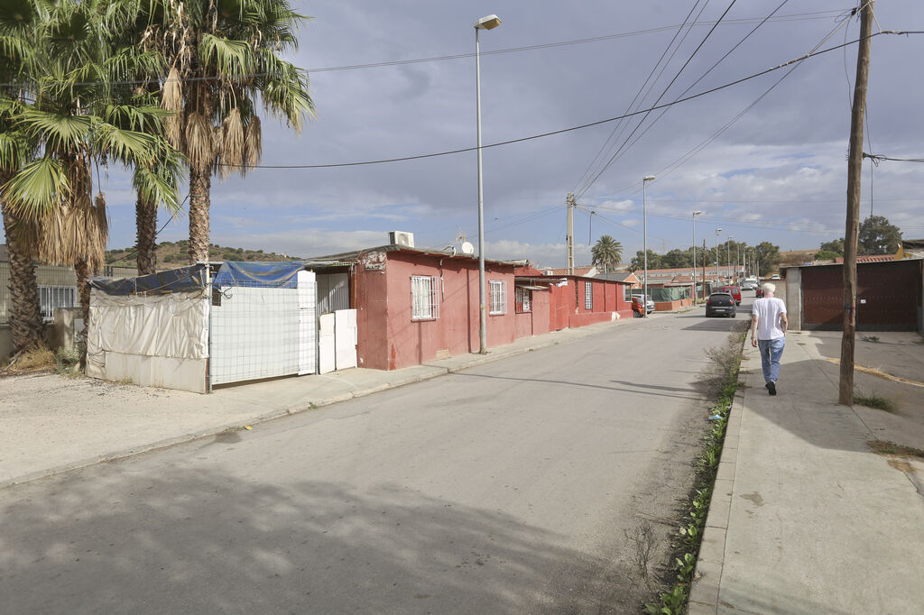 La barriada de Los Asperones y la pobreza 35 a&ntilde;os despu&eacute;s