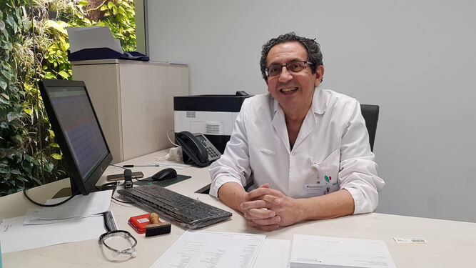 El Jefe de Servicio de Neumología y responsable del estudio de investigación del  Hospital Quirónsalud Marbella, el doctor José María Ignacio García.