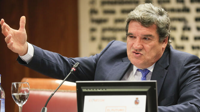 El ministro de Inclusión, Seguridad Social y Migraciones, José Luis Escrivá, en las jornadas, este lunes.