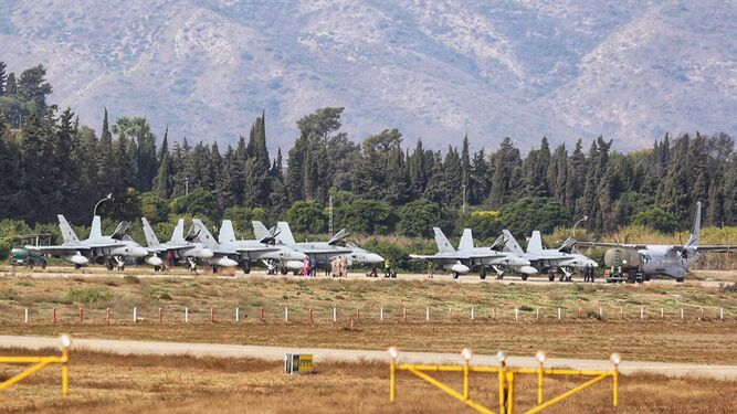 Los cazas del Ejército del Aire en la base aérea de Málaga.