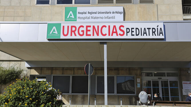 Entrada de Urgencias de Pediatría del Hospital Materno Infantil.