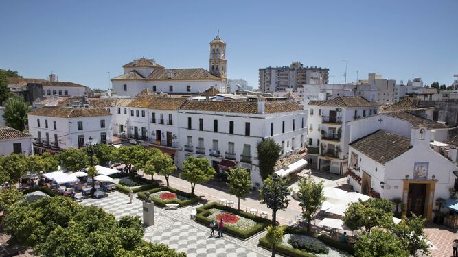 La Plaza de los Naranjos del casco antiguo de Marbella.