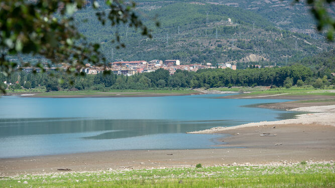 Aspecto del pantano de Sant Antoni en el termino municipal de La Pobla de Segur (Lérida).