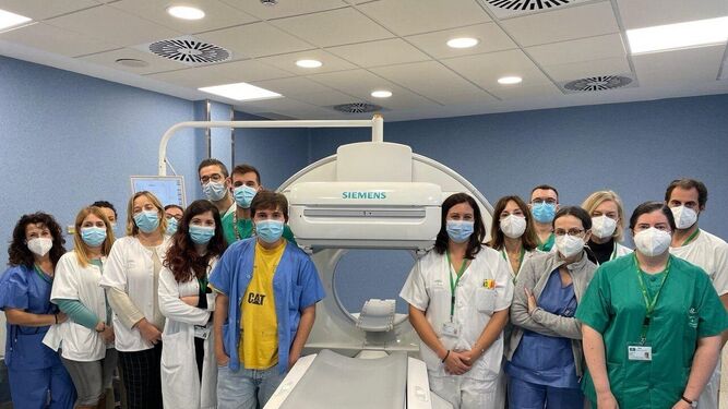 El nuevo equipo que mejora la calidad y precisión diagnóstica del servicio de Medicina Nuclear del Clínico.