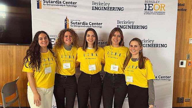 Las cinco alumnas de la UMA que han participado en un campamento de emprendimiento de la Universidad de Berkeley.