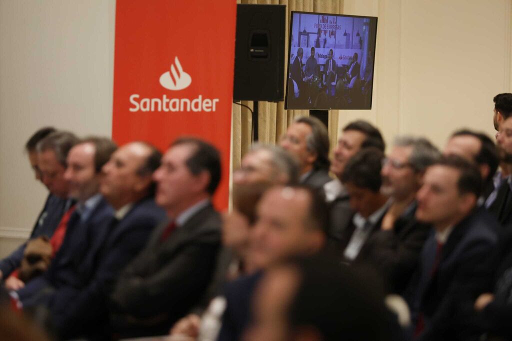 El Foro de Empresas del Grupo Joly y el Banco Santander, en fotos