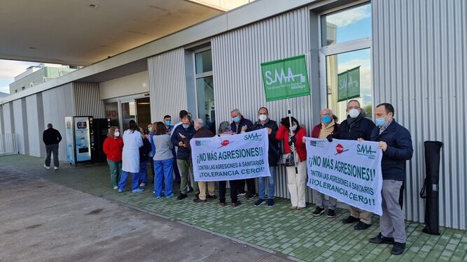 Última protesta por las agresiones a sanitarios en el Hospital del Guadalhorce.