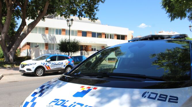 Una patrulla de La Policía Local de Fuengirola.