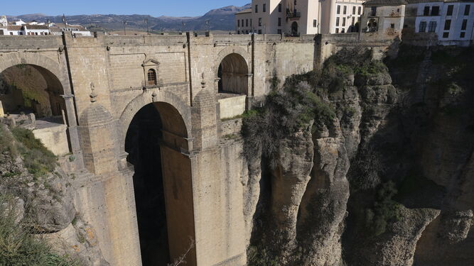 Puente Nuevo sobre el Tajo de Ronda.