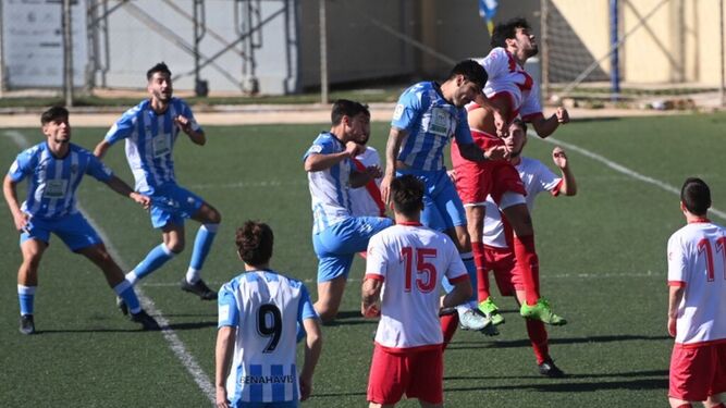El Malagueño ganó 2-0 al Arenas Armilla
