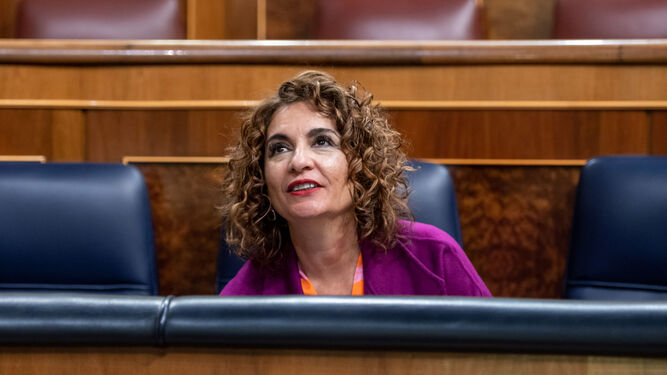 La ministra de Hacienda, María Jesús Montero, este jueves en el Congreso de los Diputados