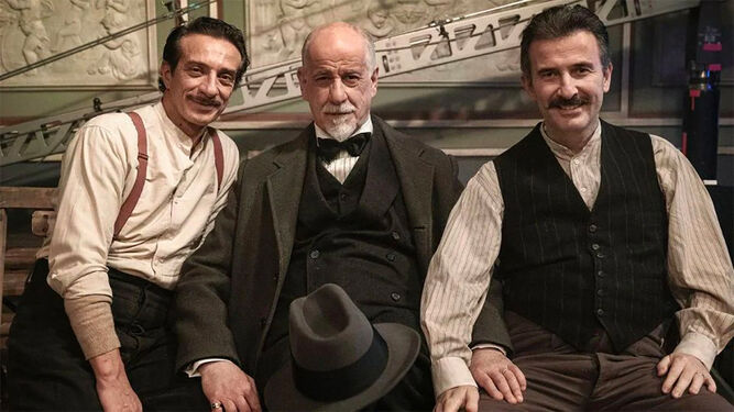 Salvatore Ficarra, Toni Servillo y Valentino Picone en una imagen del filme.