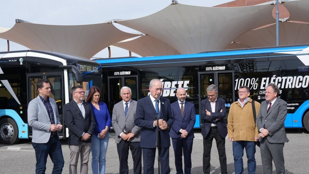 New 100% electricty-powered buses in Malaga, which are totally public.