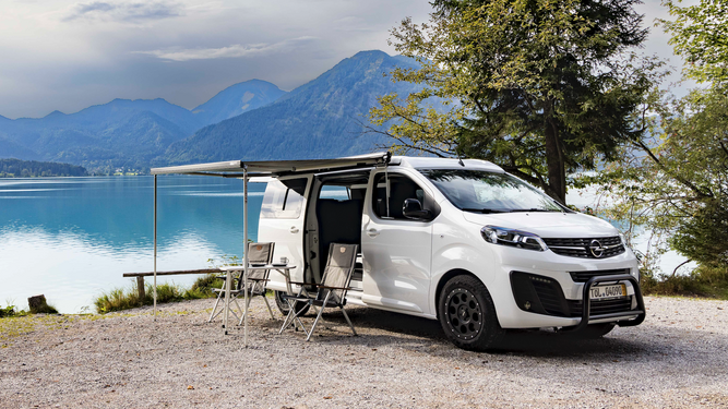 Alpincamper transforma el Opel Vivaro en una camper con dos variantes