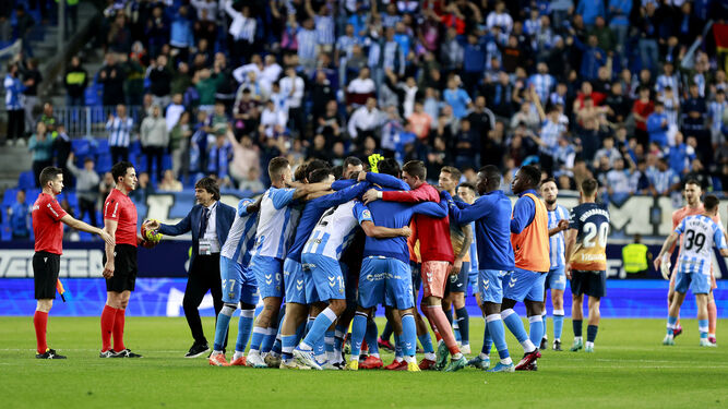 El Málaga CF hace piña tras ganar al Leganés