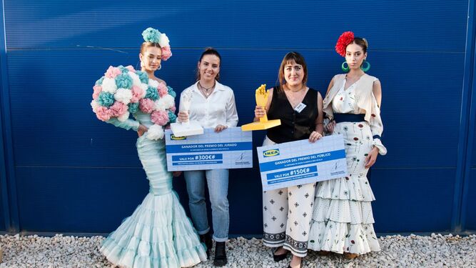 Beatriz González y Laura Muñoz, ganadoras del Certamen de Moda Flamenca de Ikea.