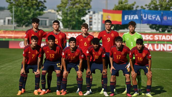 La España sub 17 de Izan Merino doblega a Serbia (1-3)