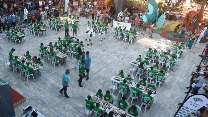 Final del torneo de ajedrez en el centro comercial Plaza Mayor este sábado.