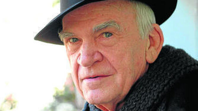 El escritor checo Milan Kundera