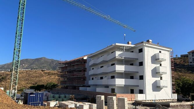 Las obras del edificio de viviendas de apoyo municipal en Los Pacos.
