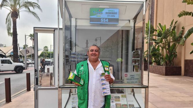 El vendedor de la ONCE en Vélez- Málaga, Antonio Lopez Romero